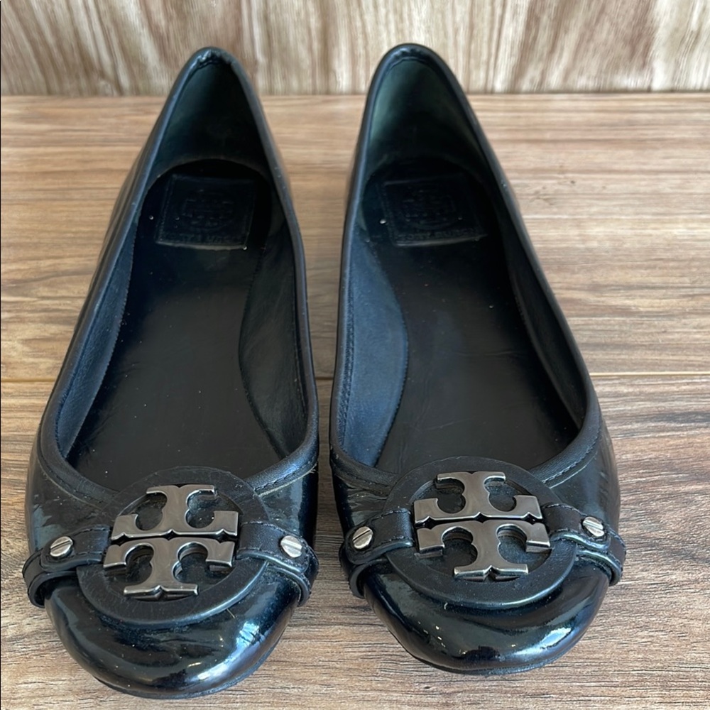 Pre-owned Tory Burch Black Patent Leather Logo Ballet Flats 8.5 M